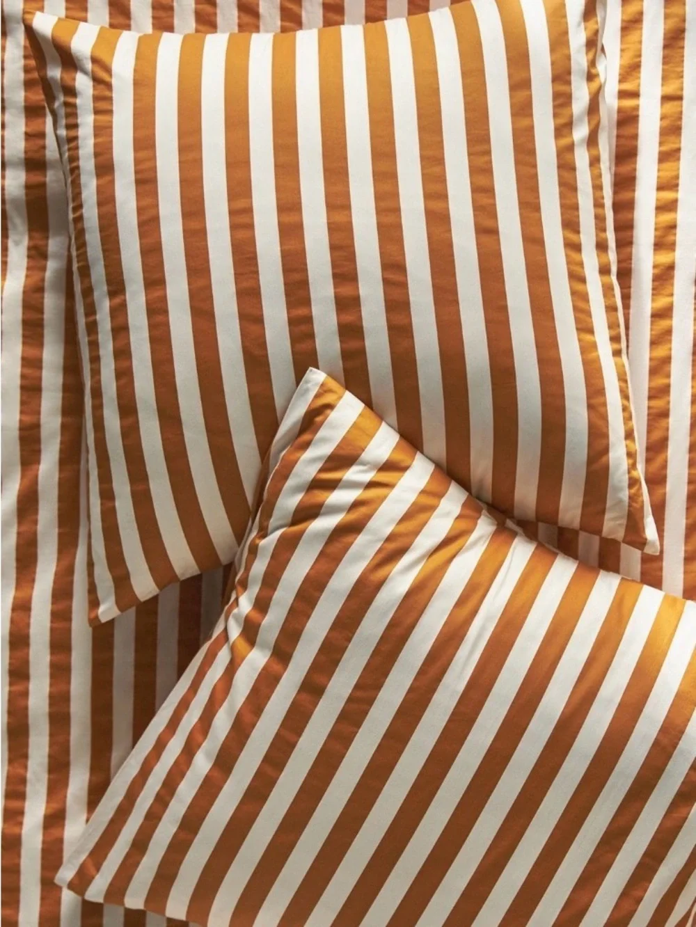 Striped Cotton Pillowcase Set in Mustard and White